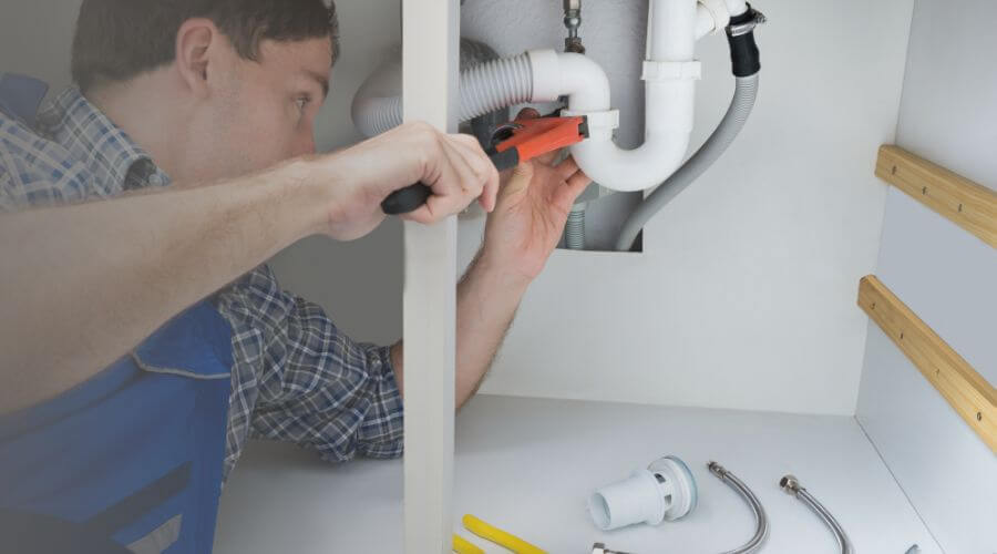Local expert plumbing services in Elkhart, KS